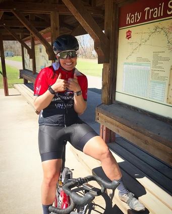 Laren Pointer completes Katy Trail in 1 day